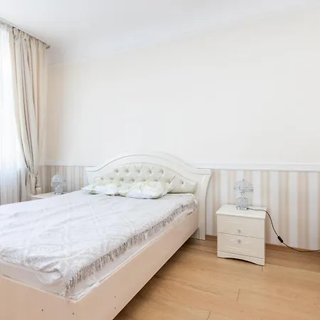 Old Town 2 Bedroom And Office Artdeco With Wifi And Tv *
