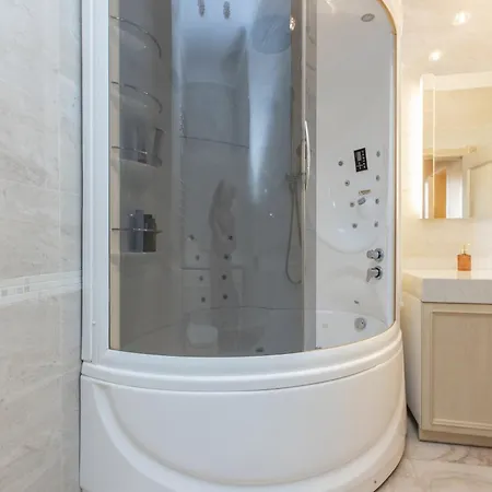 Old Town 2 Bedroom And Office Artdeco With Wifi And Tv Apartman *